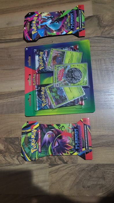 Vând lot pokemon ediție PREMIUM!