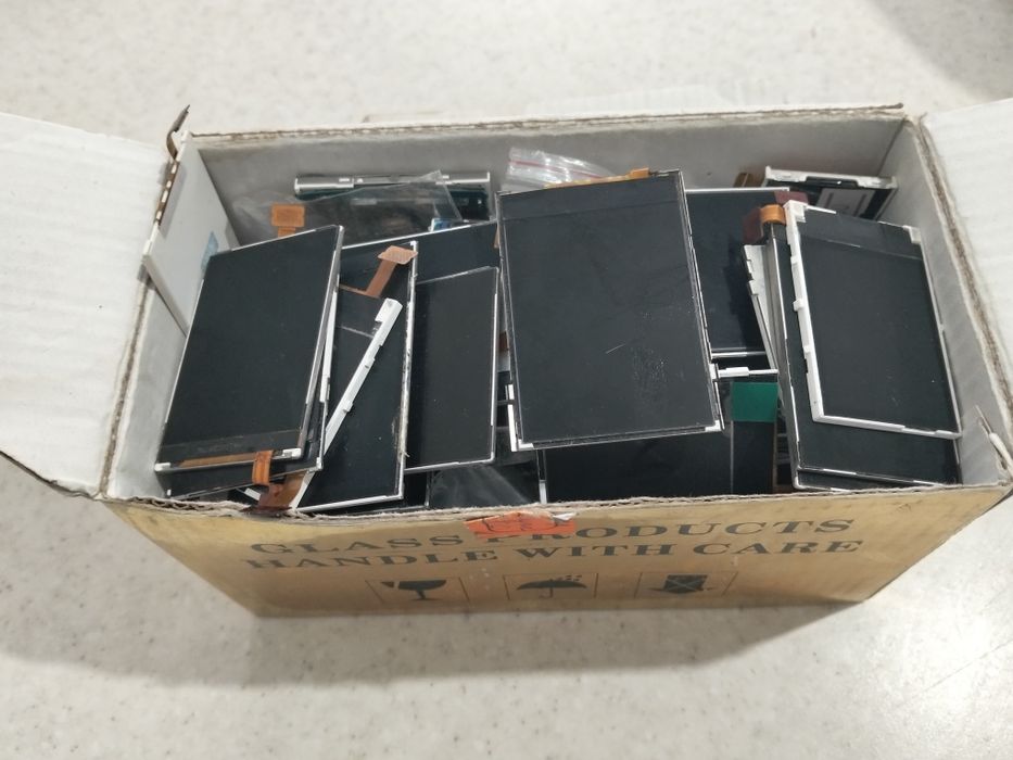 Продам запчасти для телефонов