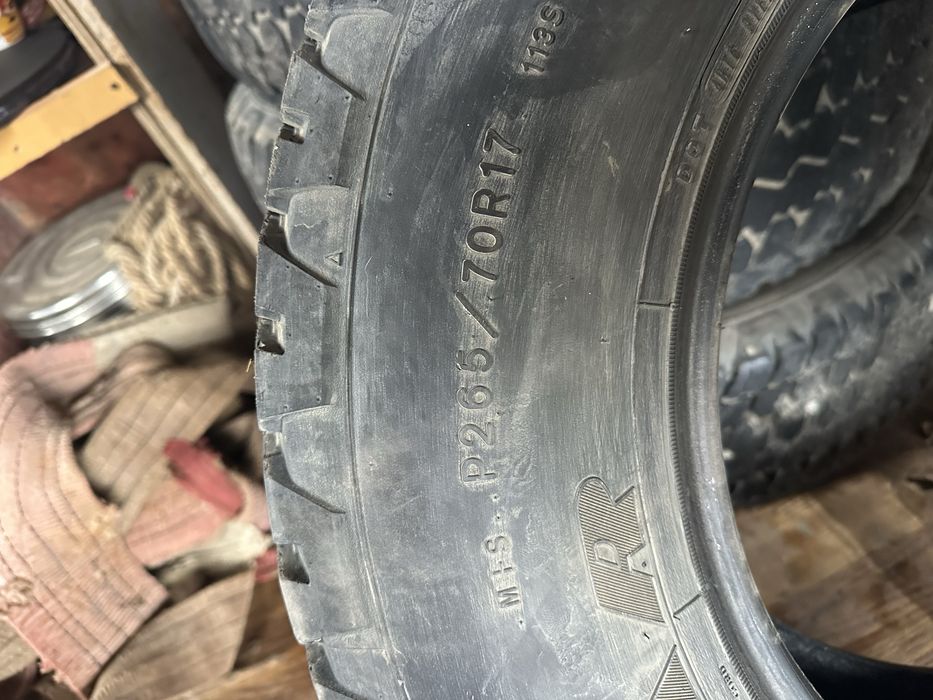 Продам шины летние АТ 265/70/17