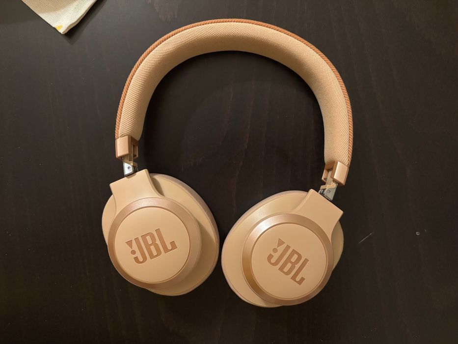 JBL Live 770 NC – чисто нови, неупотребявани
