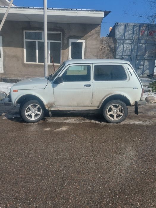 Все это меняю на дом Есике