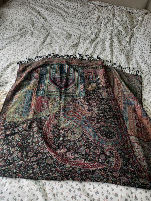 Палантины,шарфы новые