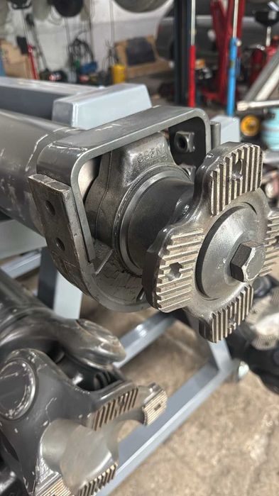 Кардан за Мерцедес / Inter-axle Driveshaft Mercedes-Benz