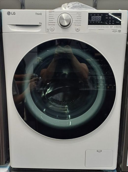 Стиралка LG 8 kg F2V5PS0W