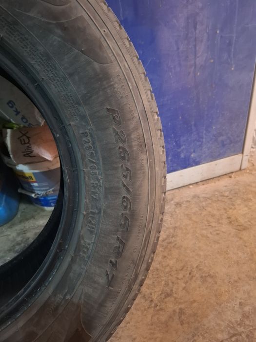 Продам шины летнее для прадо 17