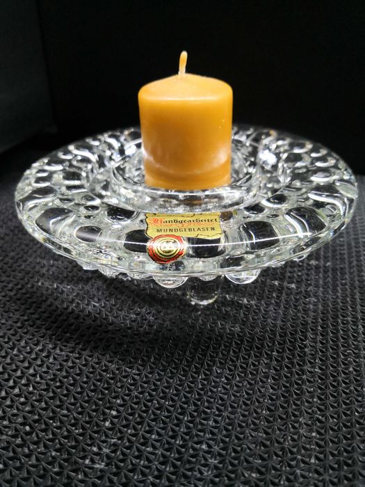 Кристални чаши и купи, свещник