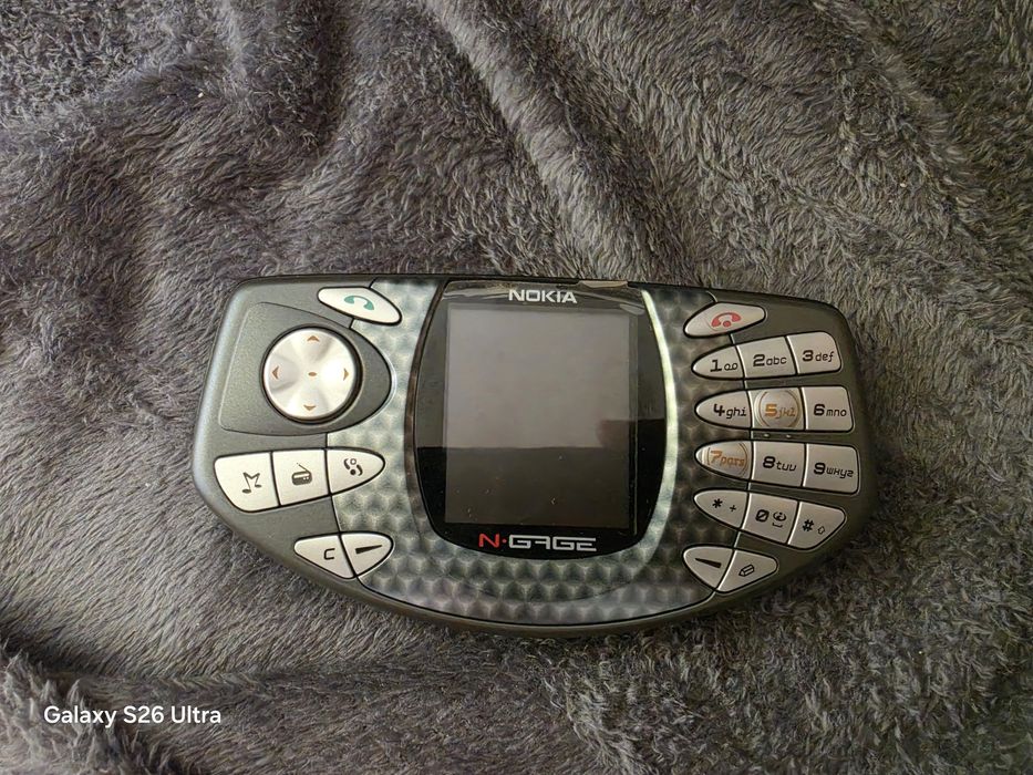 Nokia NGAGE плюс игра