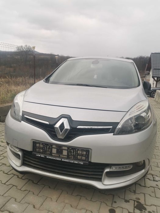 Autoturism Renault scenic