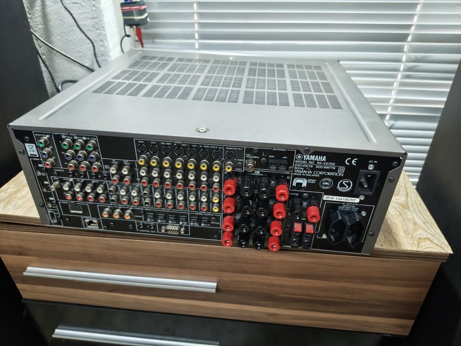 7.1 канален ресивър YAMAHA RX-V 2700