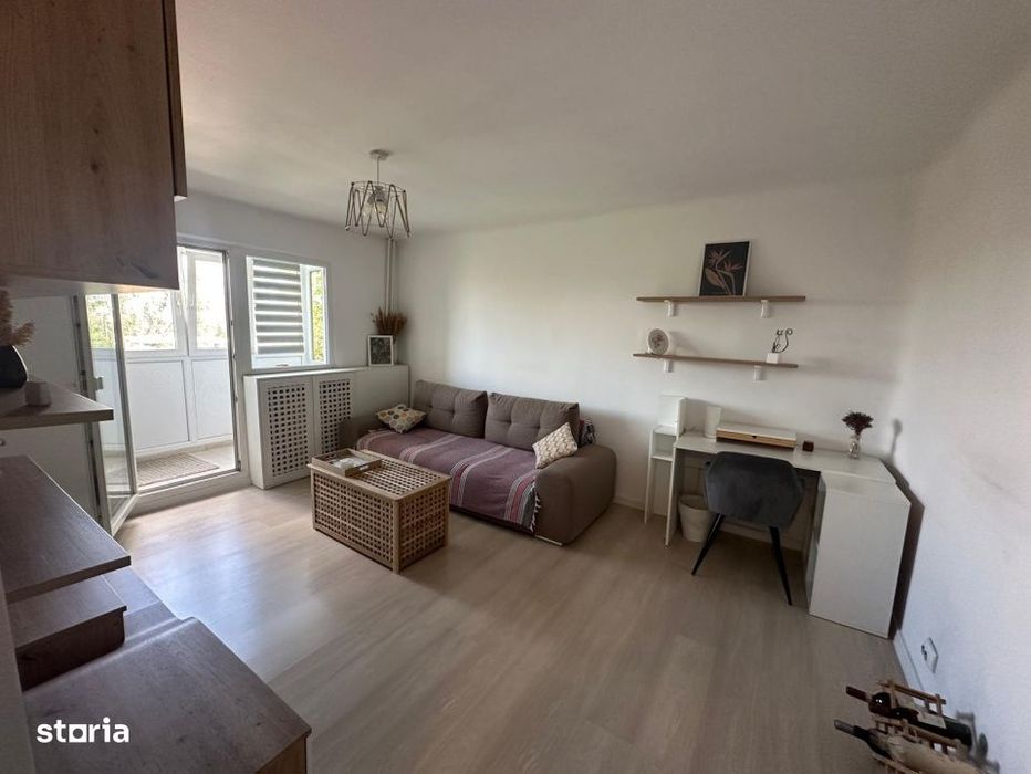 Apartament 2 camere decomandat 45mp + balcon Rovine