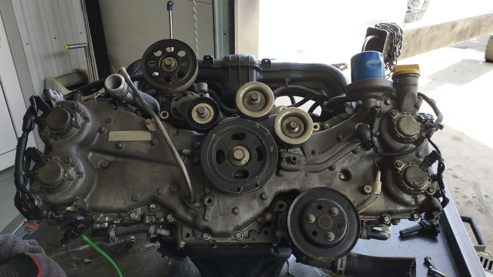 Двигатель FB25 на Subaru