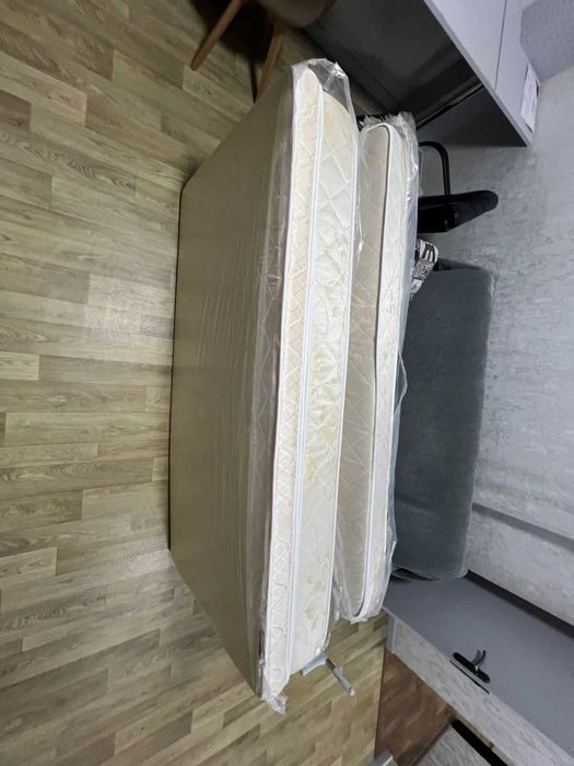 Кровати, матрасы, постельное белье