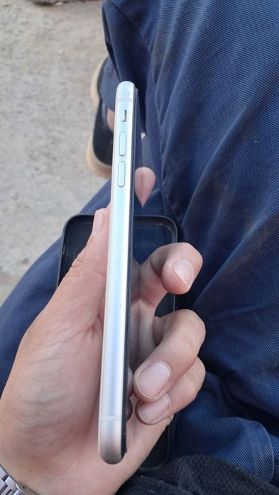 Продам iPhone 11 128gb
