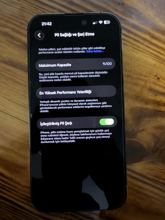 продавам iphone 14 pro с гаранция %98 батерия