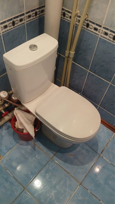 Продаётся Унитаз