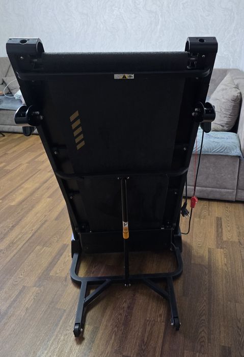 Электрическая беговая дорожка