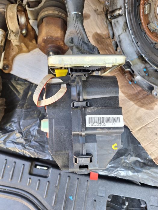 Vand cutie,planetare,timonerie pentru ford S Max automata