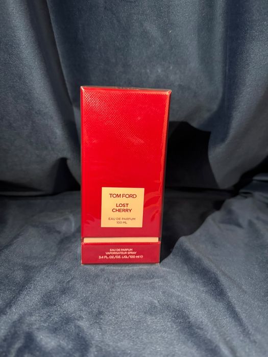 TOM FORD lost cherry