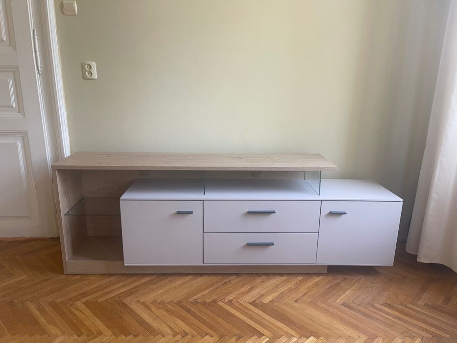 Comodă TV NOUĂ de vânzare