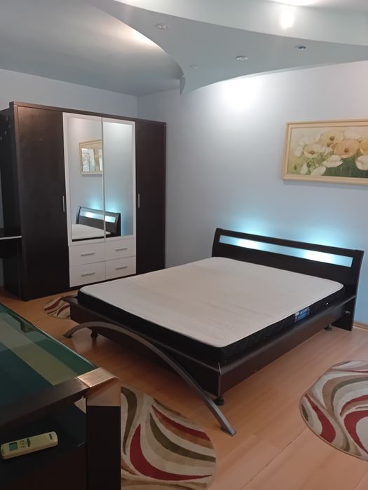 Închiriez garsoniera Titan  la 2 min metrou statia Costin Georgian