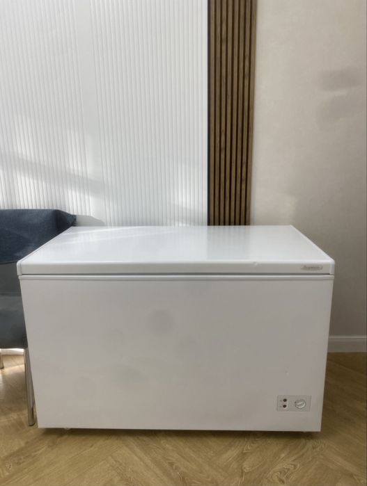 Морозилка в хорошем состояний