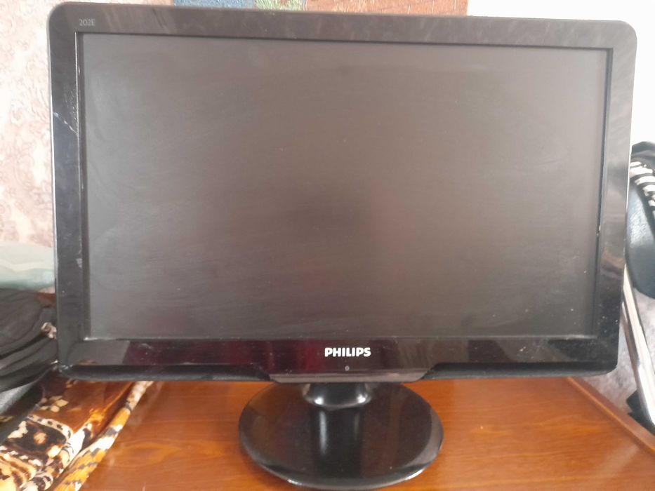 Монитор Phillips