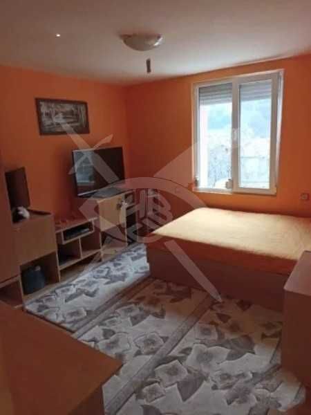 Продава се Къща в Кричим - 250 кв.м за 1000 €/кв.м - Снимка #3