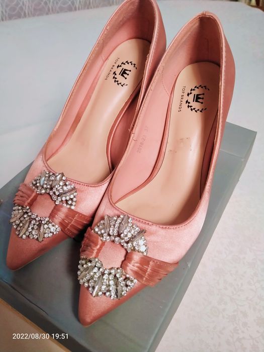 Продам туфли одета один раз