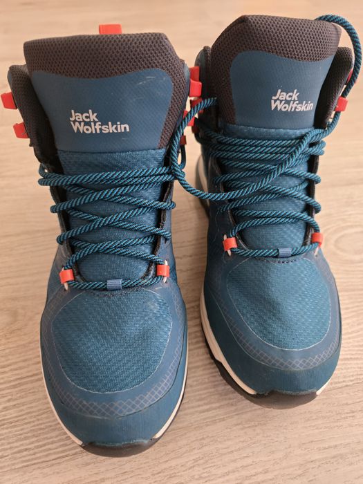 Дамски туристически обувки Jack Wolfskin