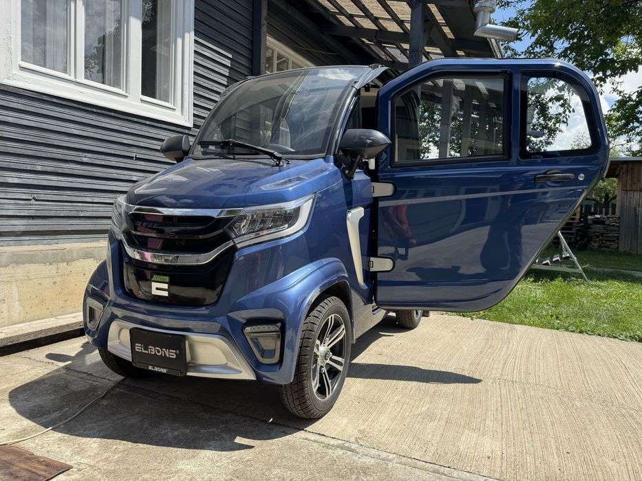 Masina electrica.aproape noua 700 km la bord