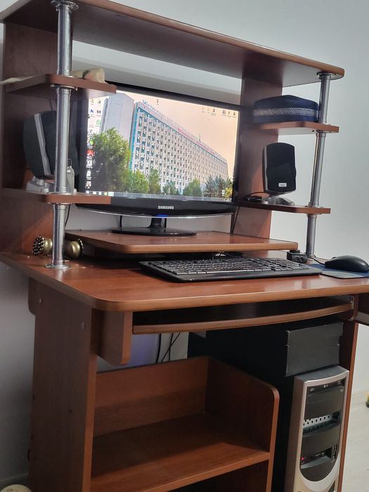Продаю полный комплект Компьютер