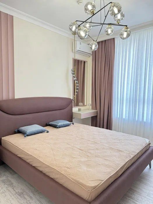 Аренда метро Космонавтов, ЦУМ, метро Ойбек 2х комнатная  IDM