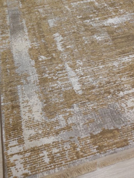 Продам ковер 2×3,в хорошем состоянии