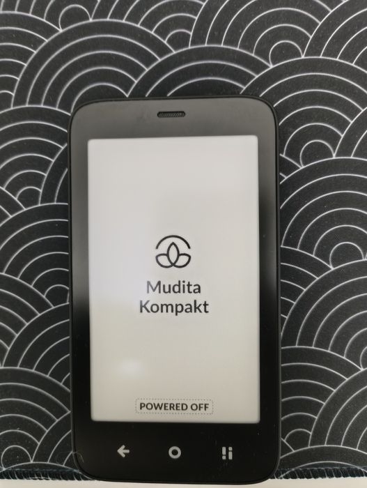 Mudita Kompakt Минималистичен телефон