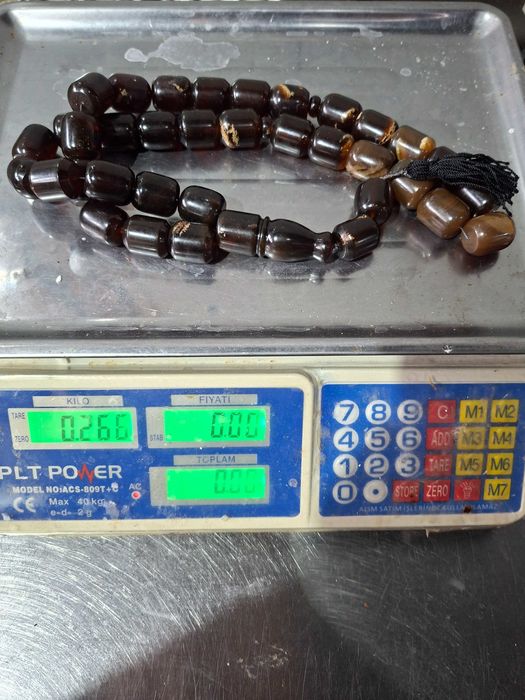 Кехлибарена броеница-tesbih