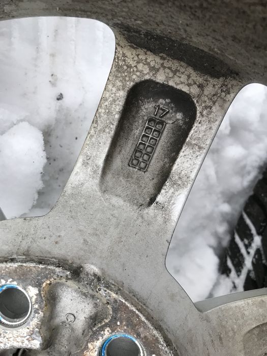 Алуминиеви джанти за джип Мерцедес X,с зимни гуми 255/65R17