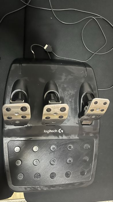 Volan Logitech G29 + pedale si schimbator