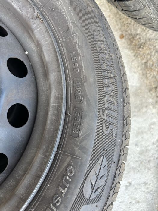 Летни гуми с джанти 4бр.175/65R14 Ситроен Форд,Рено