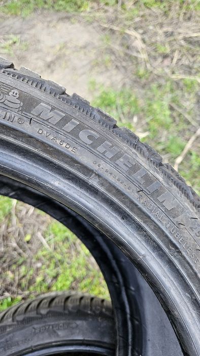 2бр гуми 255 35 19 дот 23 мишелин michelin