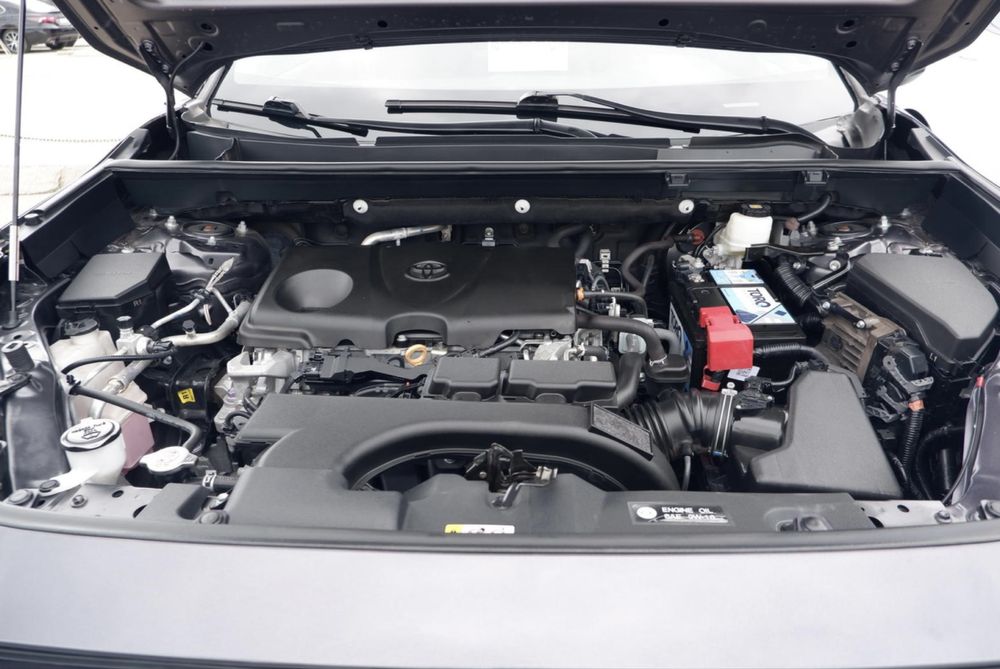 Автомобиль  RAV 4