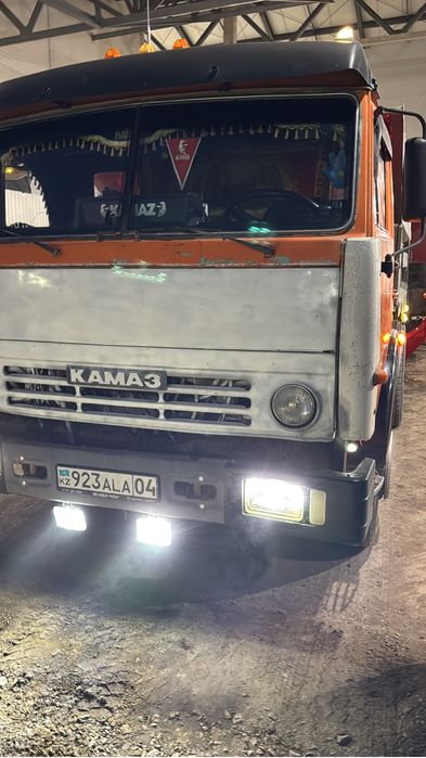 КамАЗ самосвал е