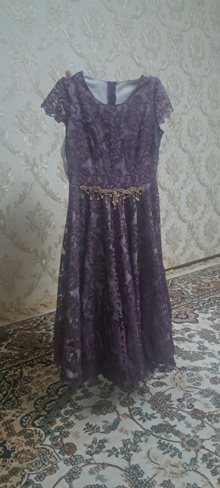Платье вечерний 1или 2раза одели