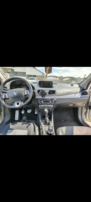 Renault  Fluence