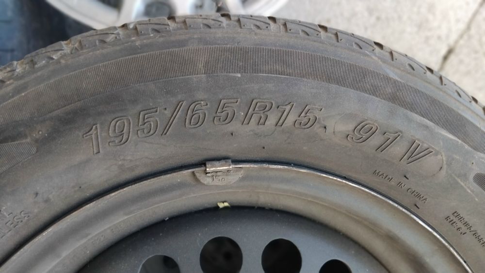 Продам шины в сборе
