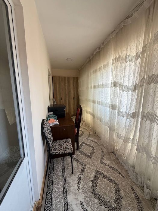 Сотилади Квартира!! Сергели, 8-худуд, 3/2/9, 93м2, балкон: 2*7.