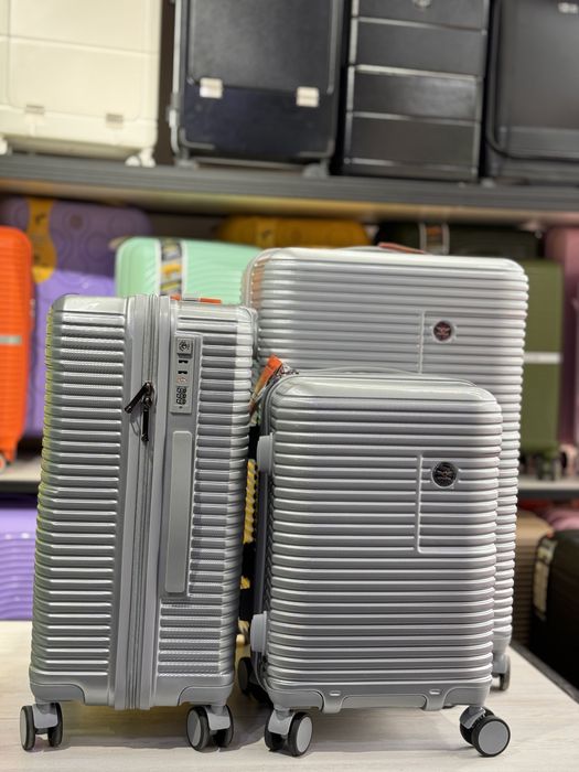 Jegirma narxlarda fabrichniy chamadonlar / chemodan / чемодан