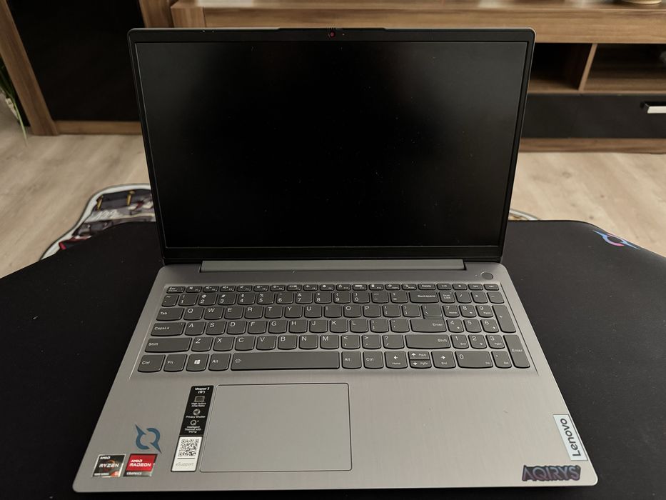 Lenovo IdeaPad 3 RYZEN 5, 16GB Ram 512SSD
