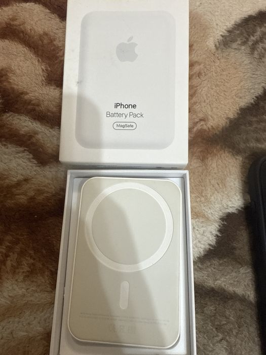 Air Pods Pro 2 + MagSafe Power Bank