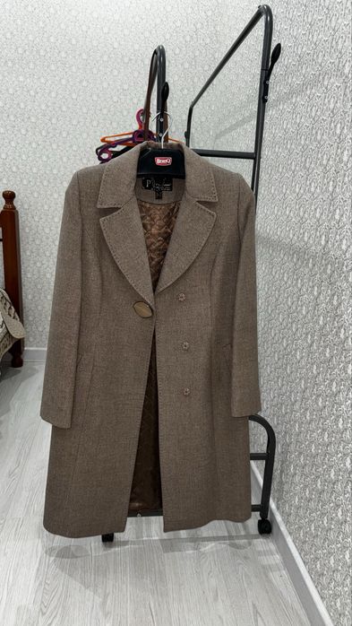 Продам пальто в идеальном качестве
