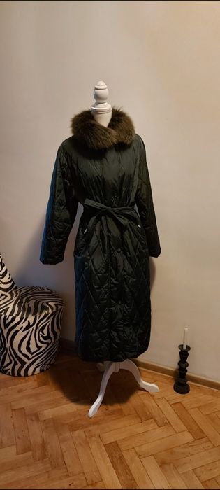 Geaca lunga dama cu guler detașabil din blana naturală de vulpe